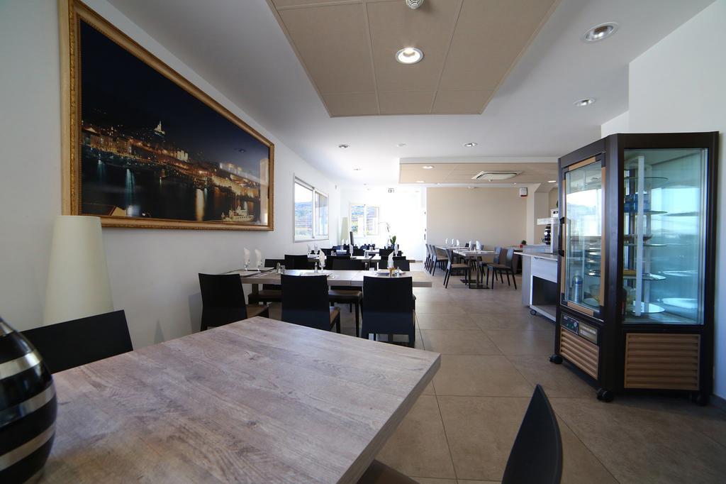 Hotel Restaurant Les Pielettes Le Rove 외부 사진